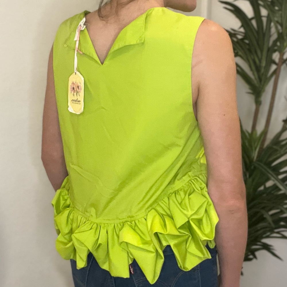 NWT ENTRO | Lime Green Cropped Blouse with Ruffle Detail - Picture 5 of 11